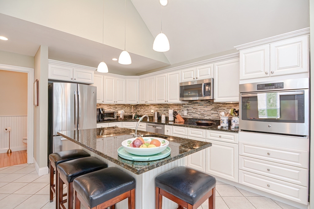 77 Gold Leaf Lane, Unit 77 Mashpee, MA 02649 - Photo 13 of 38