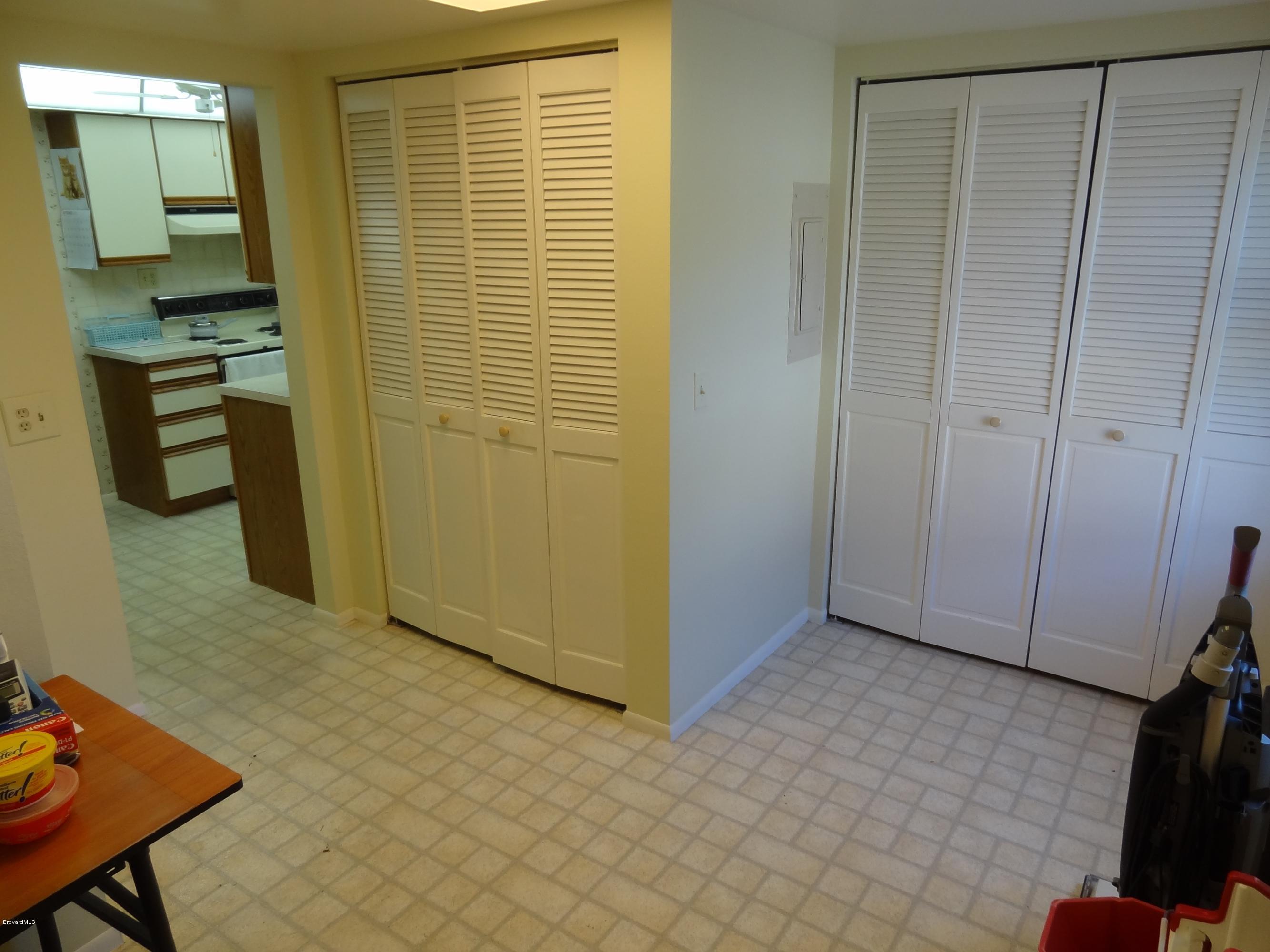 2237 Montgomery Road Melbourne, FL 32935 - Photo 14 of 21 Laundry/Mud Room