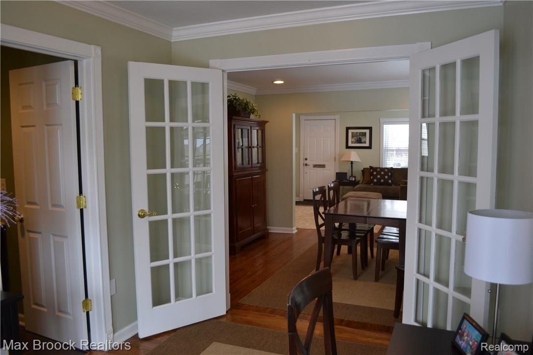 1284 Ruffner Avenue Birmingham, MI 48009 - Photo 9 of 21 French doors from den into dining room.
