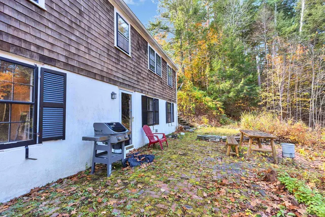 $499,999 | 89 Temple Road, Wilton, NH 03086