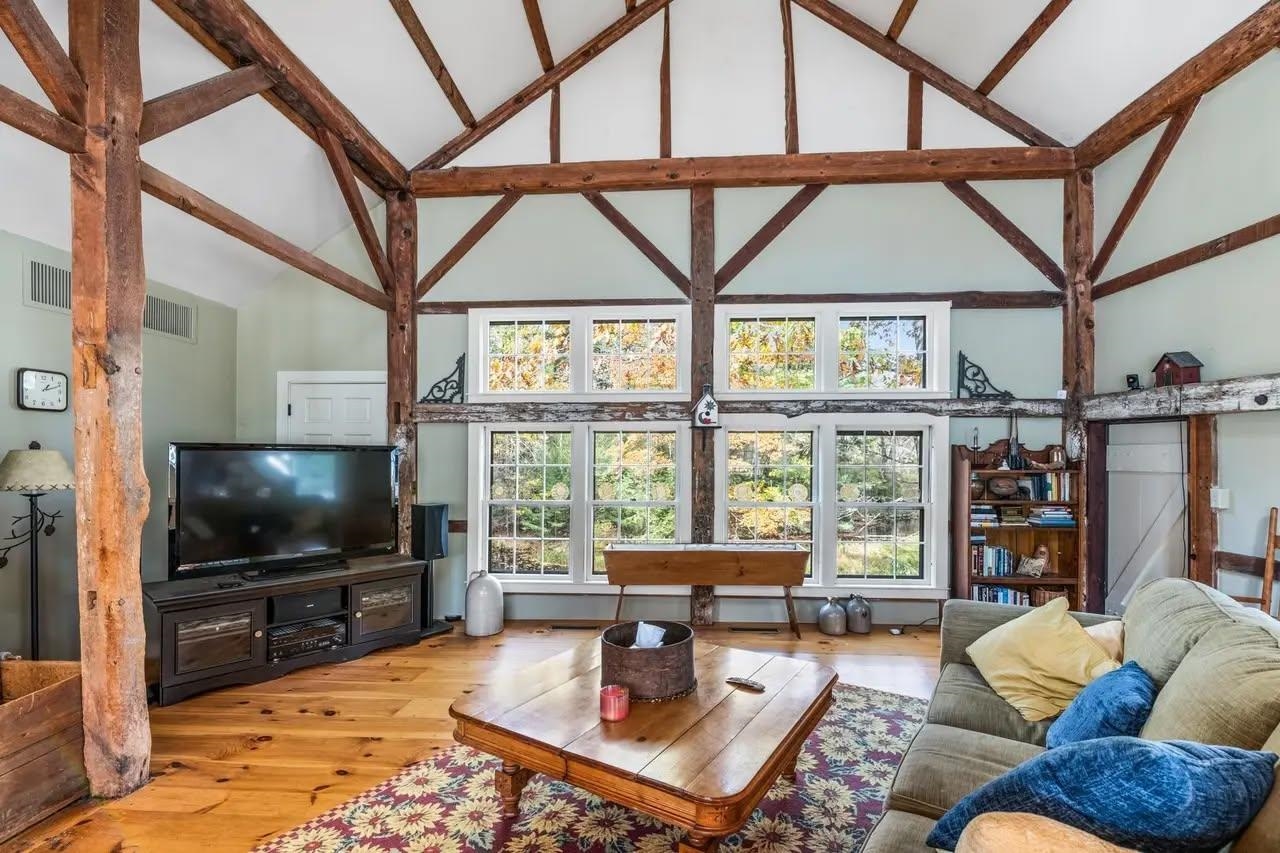 89 Temple Road Wilton, NH 03086 - Photo 15 of 32