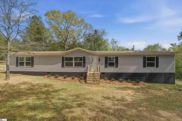 $265,000 | 23 State Rd S-30-40, Gray Court, SC 29645