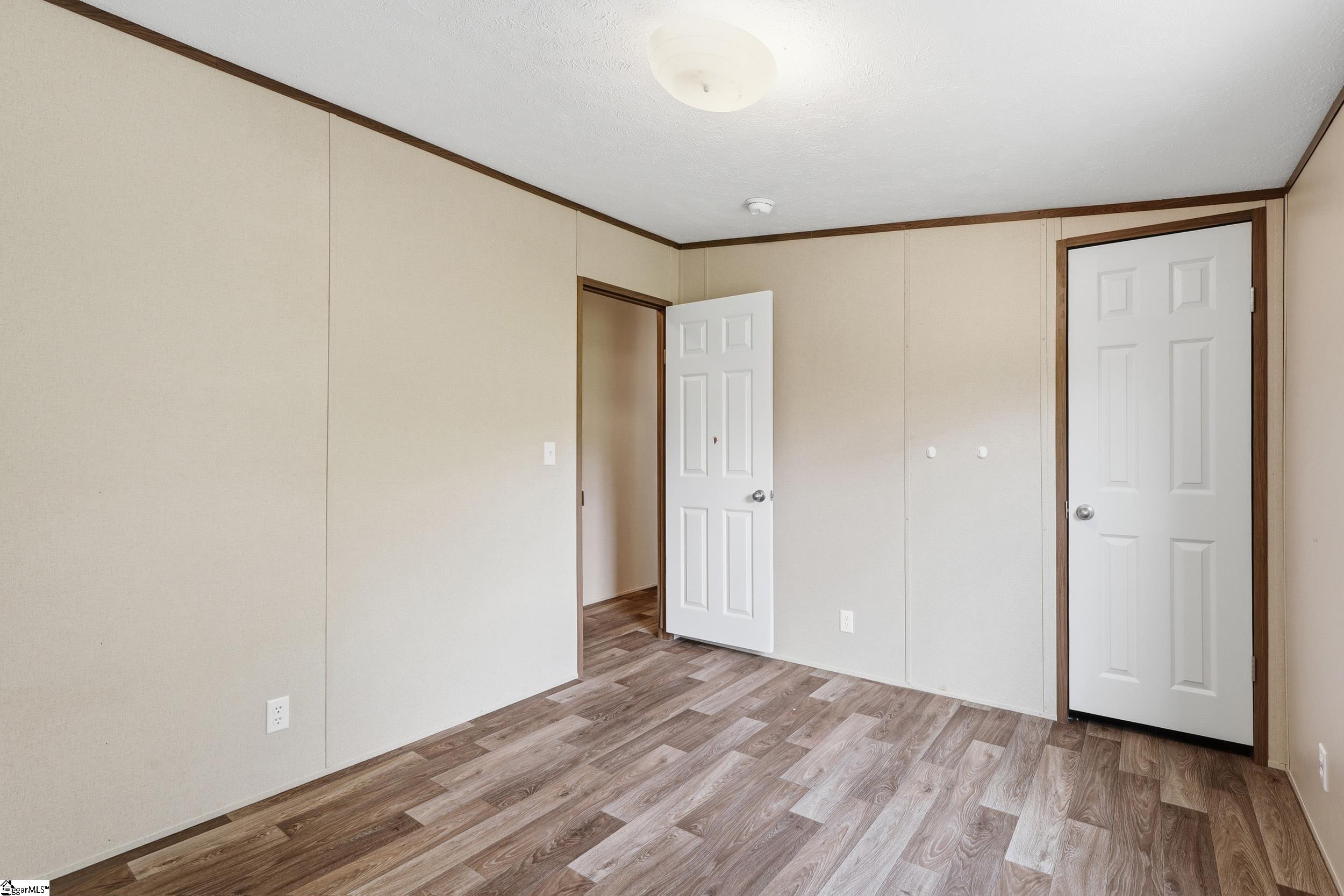 23 State Rd S-30-40 Gray Court, SC 29645 - Photo 13 of 30