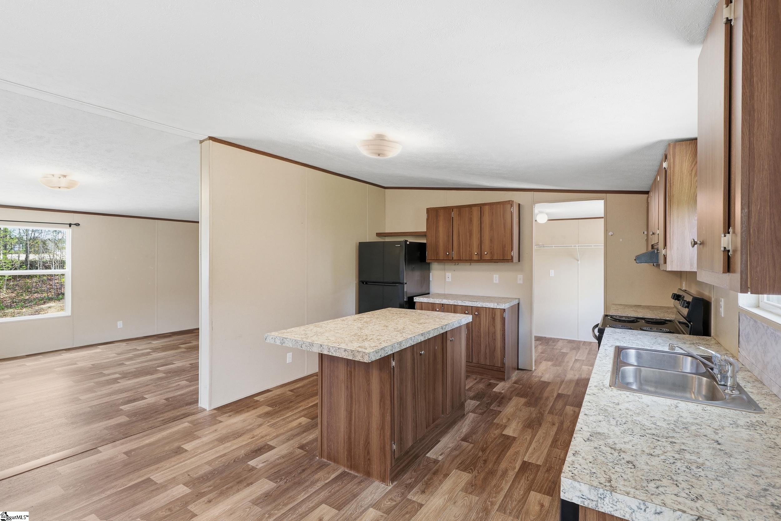 23 State Rd S-30-40 Gray Court, SC 29645 - Photo 6 of 30