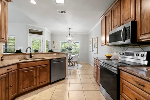 $599,900 | 3011 Geronimo Trail, Austin, TX 78734