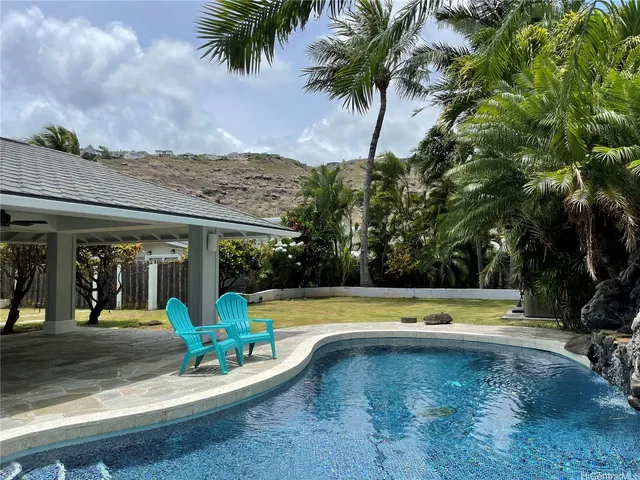 $5,995 | 5596 Kalanianaʻole Highway, Honolulu, HI 96821