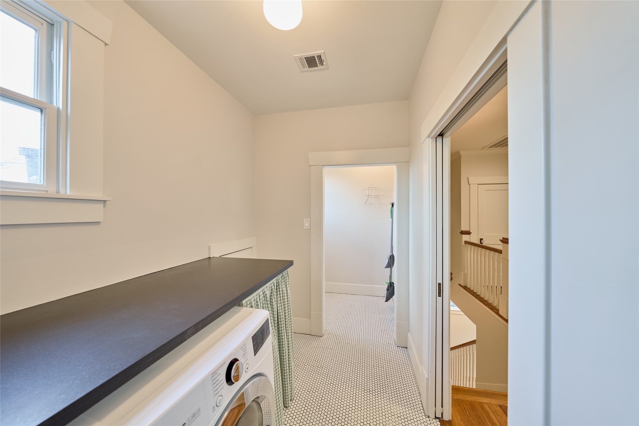 816 Le Green Street Houston, TX 77008 - Photo 27 of 35