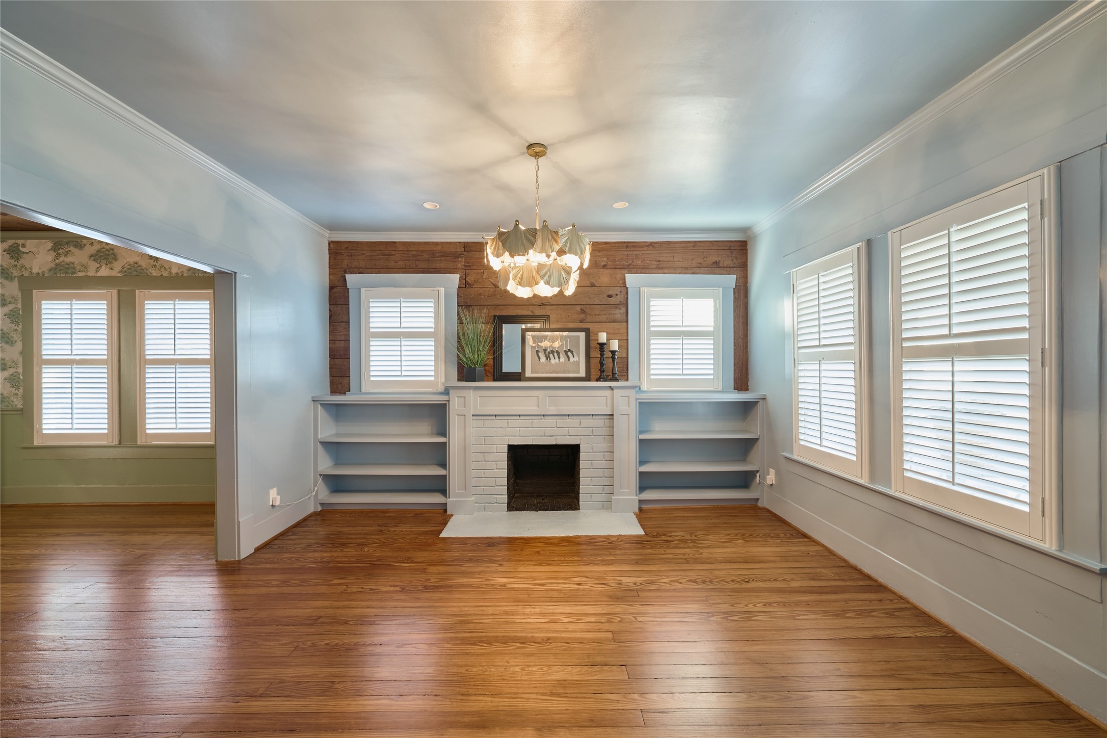 816 Le Green Street Houston, TX 77008 - Photo 8 of 35