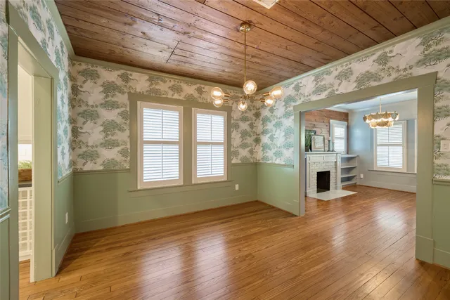 $4,400 | 816 Le Green Street, Houston, TX 77008