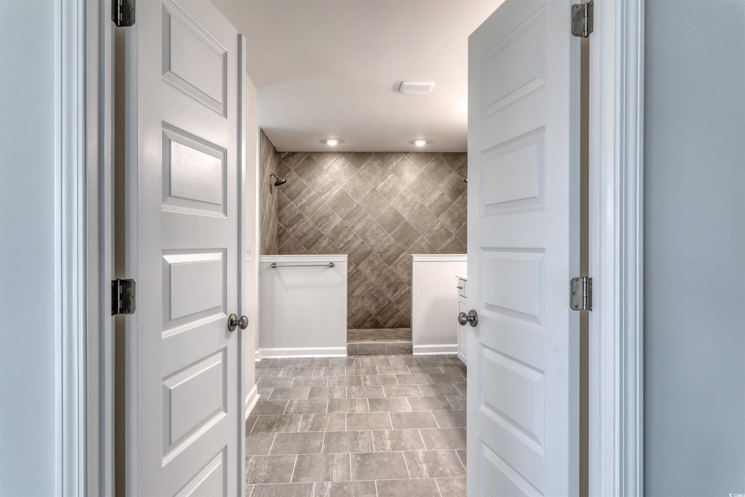 3121 Visionary Drive Myrtle Beach, SC 29588 - Photo 18 of 33 Full bathroom with walk in shower