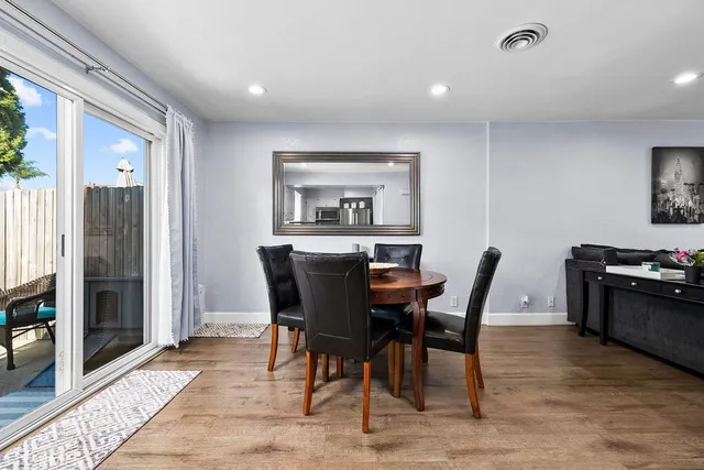 $739,000 | 19844 Berkshire Lane, Huntington Beach, CA 92646