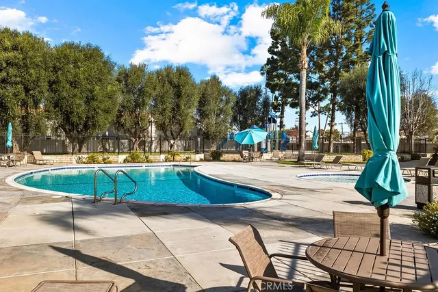 $739,000 | 19844 Berkshire Lane, Huntington Beach, CA 92646