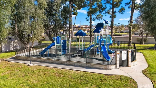 $739,000 | 19844 Berkshire Lane, Huntington Beach, CA 92646