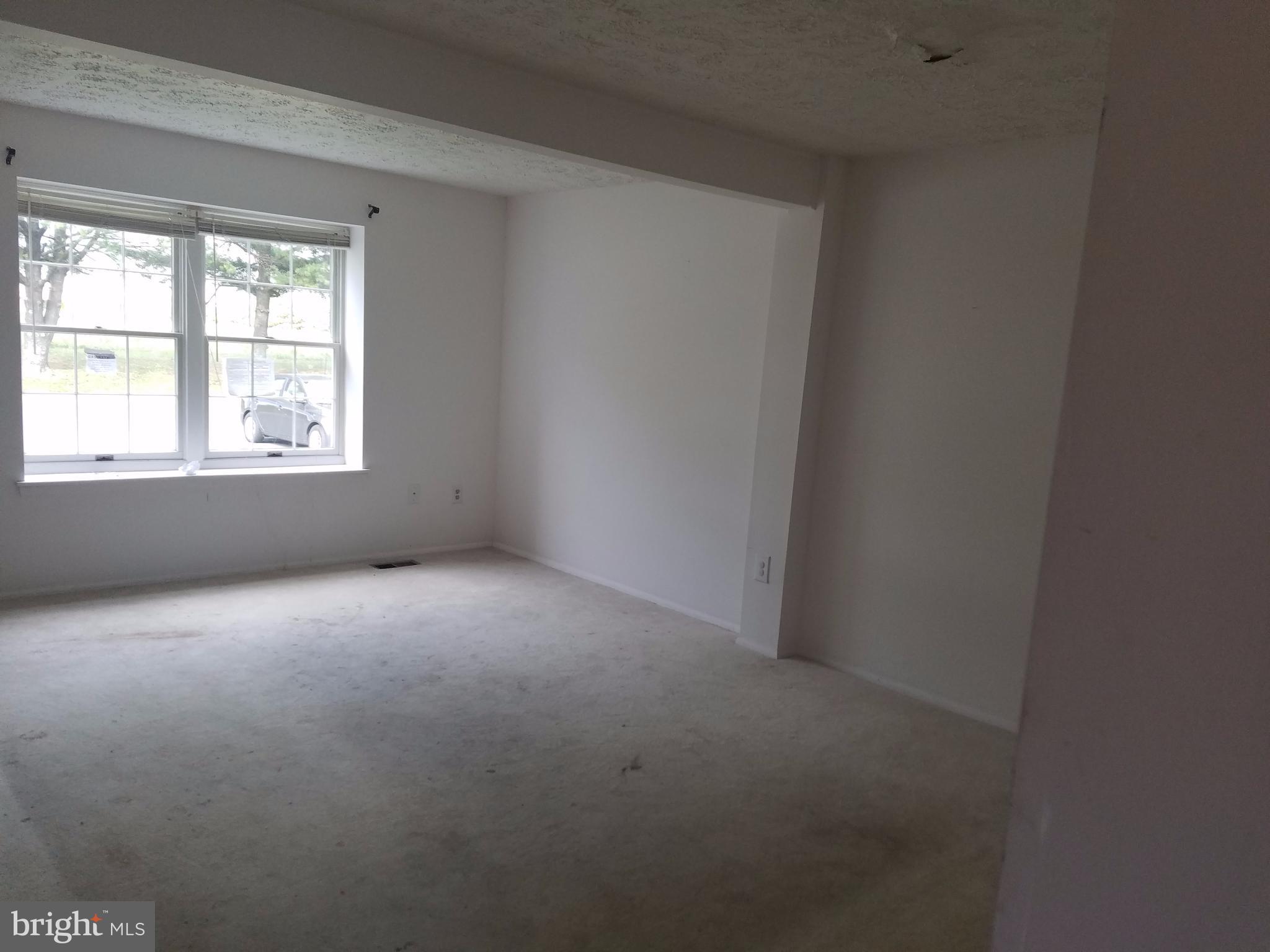 1734 Springfield Lane Frederick, MD 21702 - Photo 4 of 10 Living Room