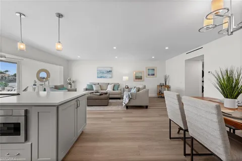 $1,199,000 | 3400 Gulf Shore Boulevard North, Unit K2, Naples, FL 34103