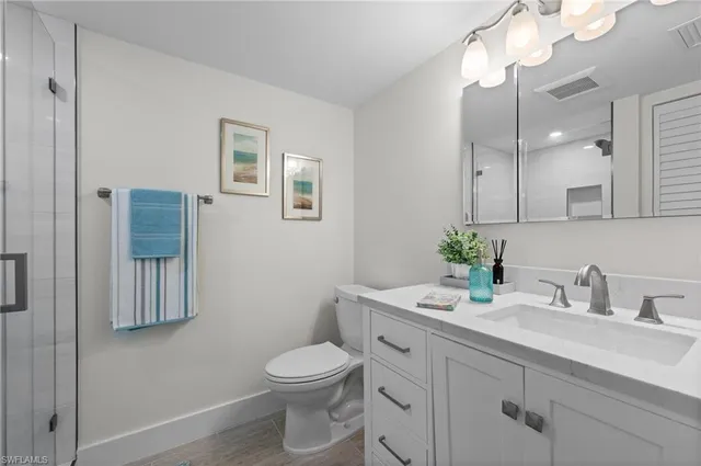 $1,199,000 | 3400 Gulf Shore Boulevard North, Unit K2, Naples, FL 34103