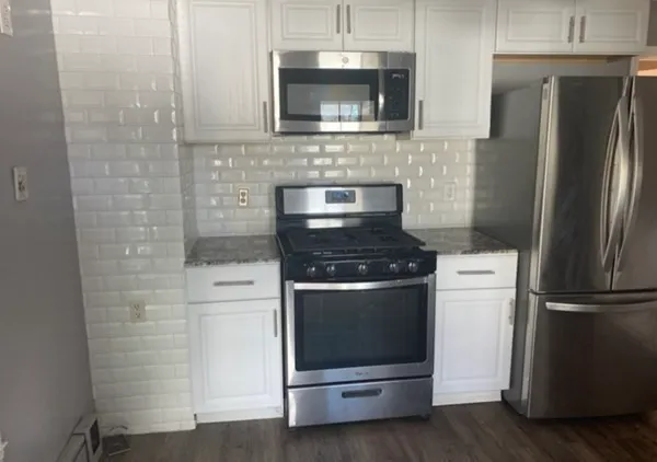 $1,600 | 1 St Paul Street, Unit 2, Westfield, MA 01085