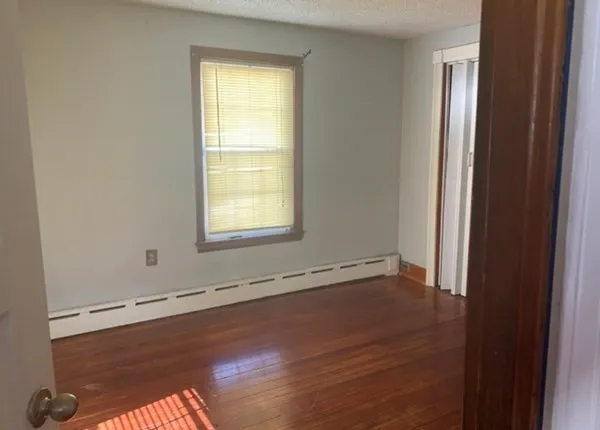 $1,600 | 1 St Paul Street, Unit 2, Westfield, MA 01085
