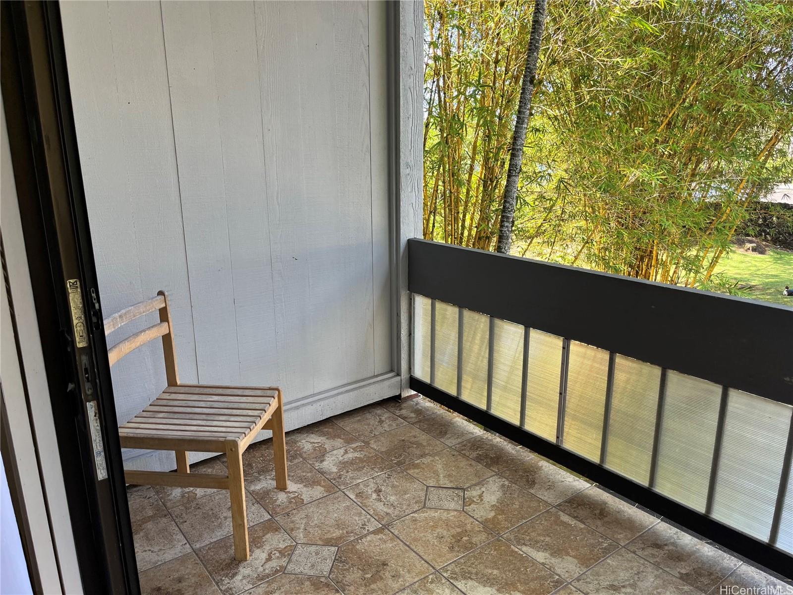 400 Hualani Street, Unit 8283 Hilo, HI 96720 - Photo 7 of 7 a view of entryway with stairs