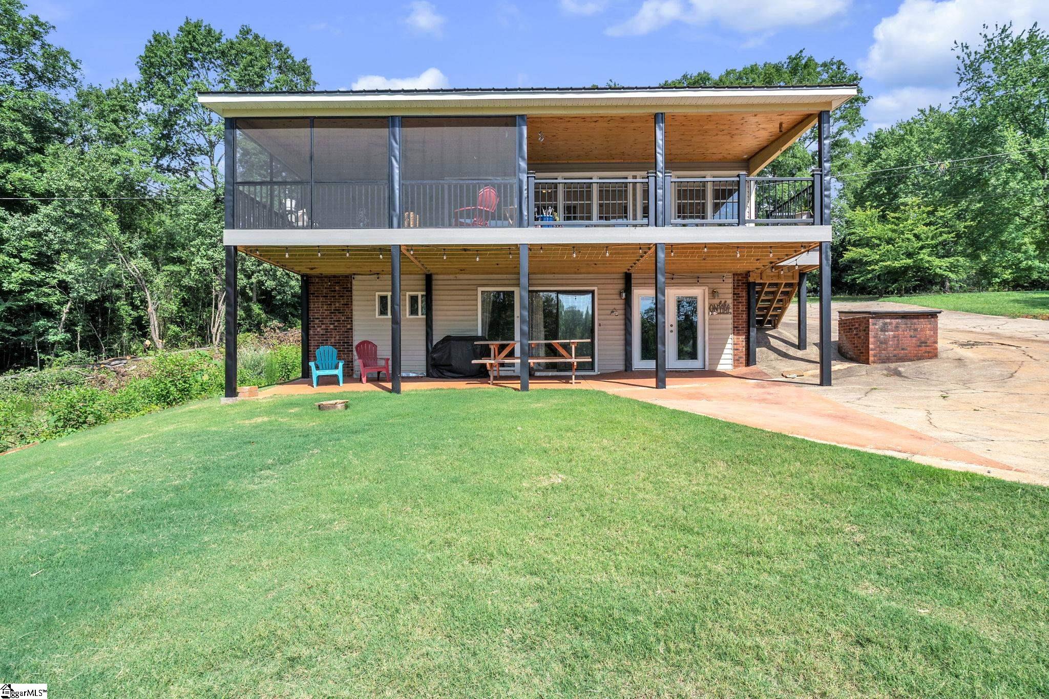 156 Zimmerman Drive Inman, SC 29349 - Photo 2 of 32