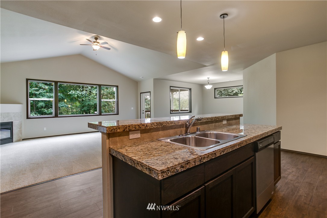 19300 South Carpenter Road Snohomish, WA 98290 - Photo 6 of 20