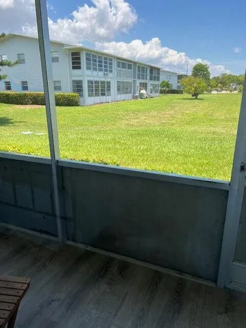 $1,400 | 127 Westbury East, Unit 127, Deerfield Beach, FL 33442