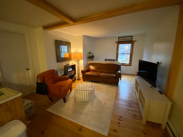 $2,000 | 15 High Street, Meredith, NH 03253