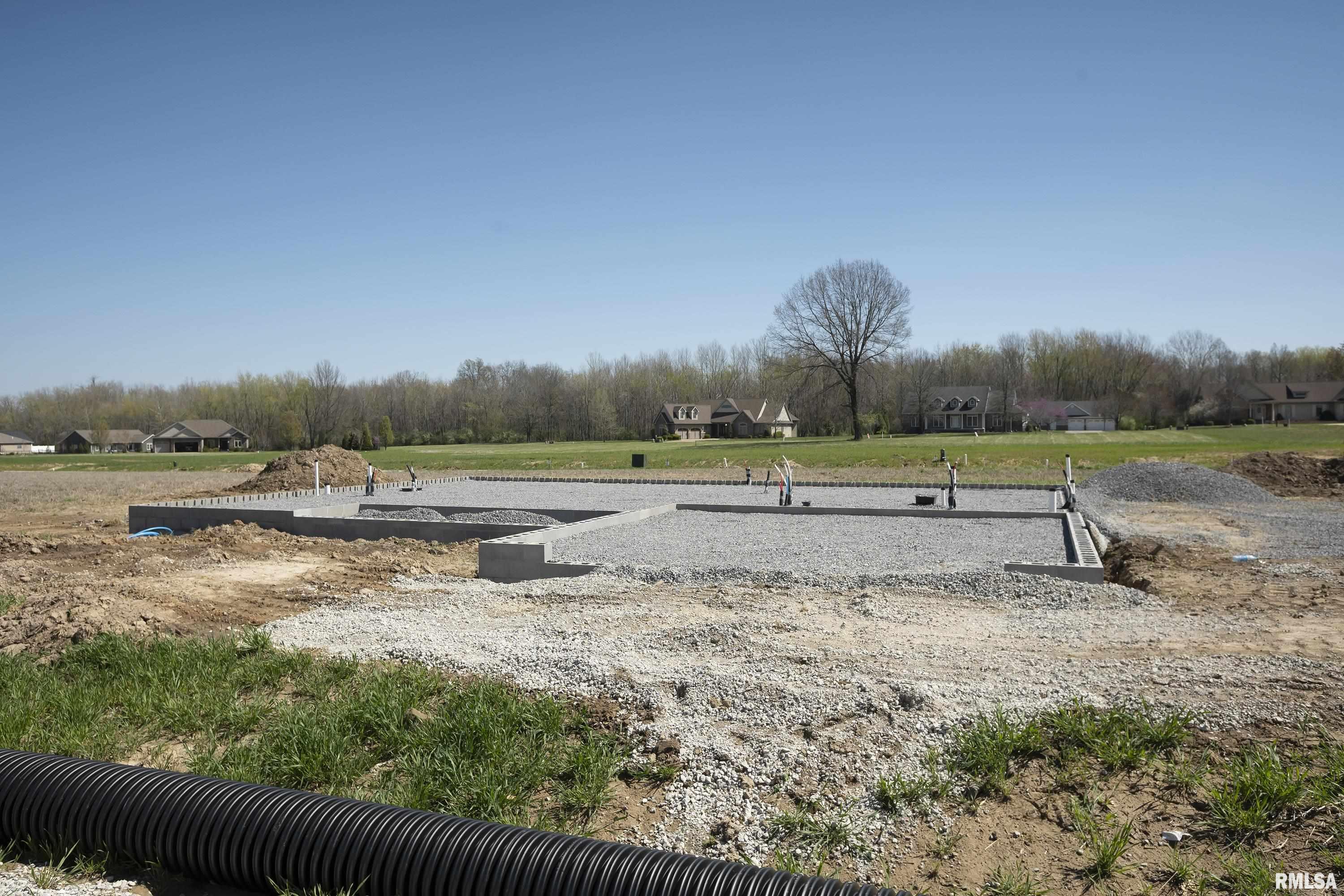 662 Deadwood Drive Herrin, IL 62948 - Photo 2 of 6