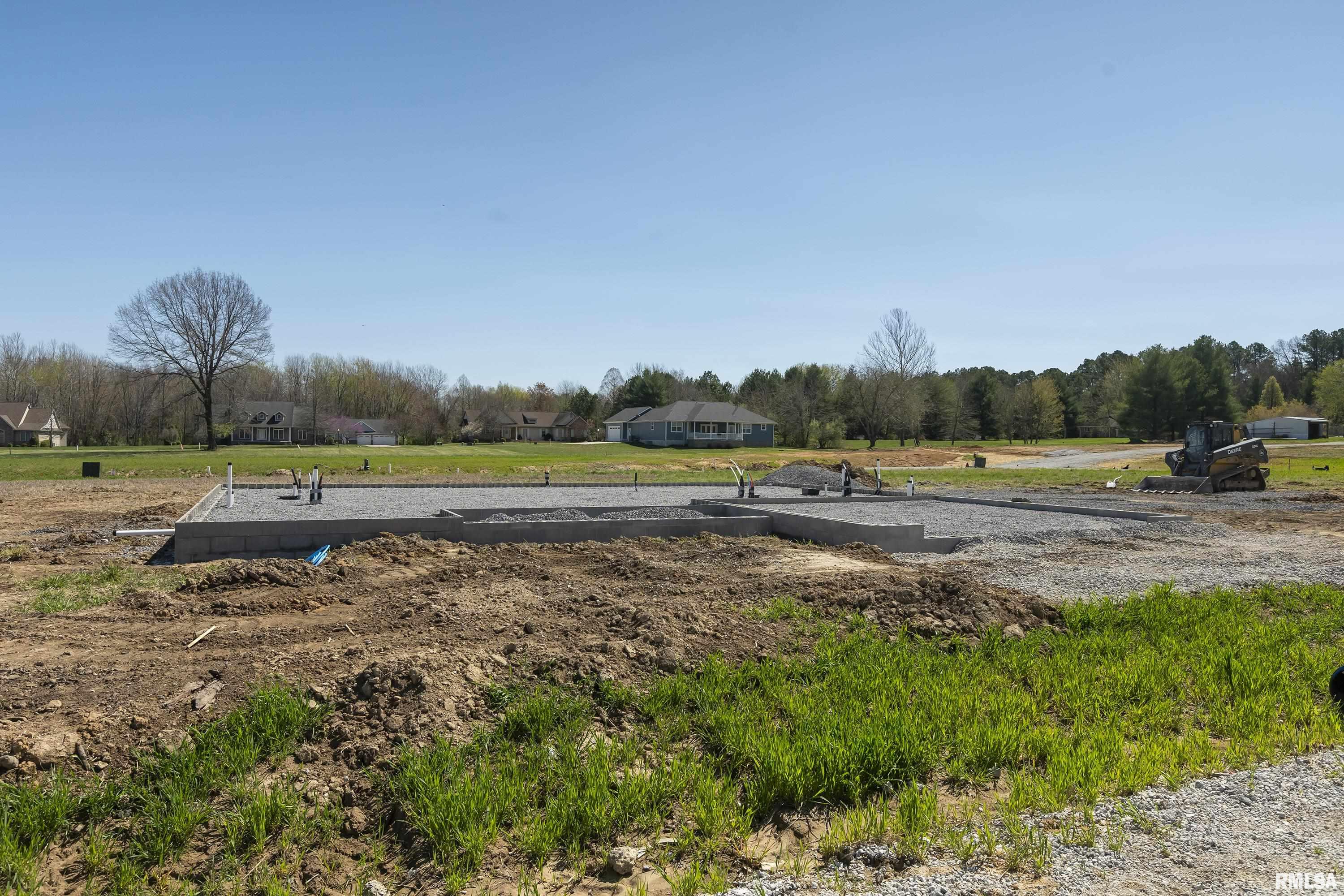 662 Deadwood Drive Herrin, IL 62948 - Photo 3 of 6