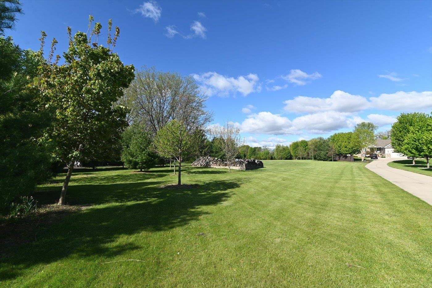 6415 South Windsor Prairie Road DeForest, WI 53532 - Photo 11 of 49 Gallery Image 11