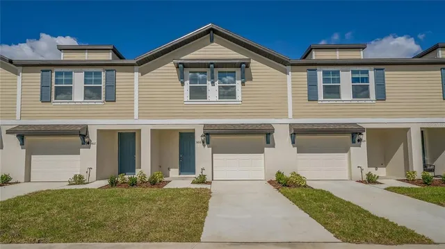 $309,900 | 5816 Ocean Isle Drive, Nokomis, FL 34275