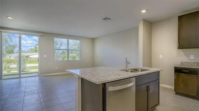 $309,900 | 5816 Ocean Isle Drive, Nokomis, FL 34275