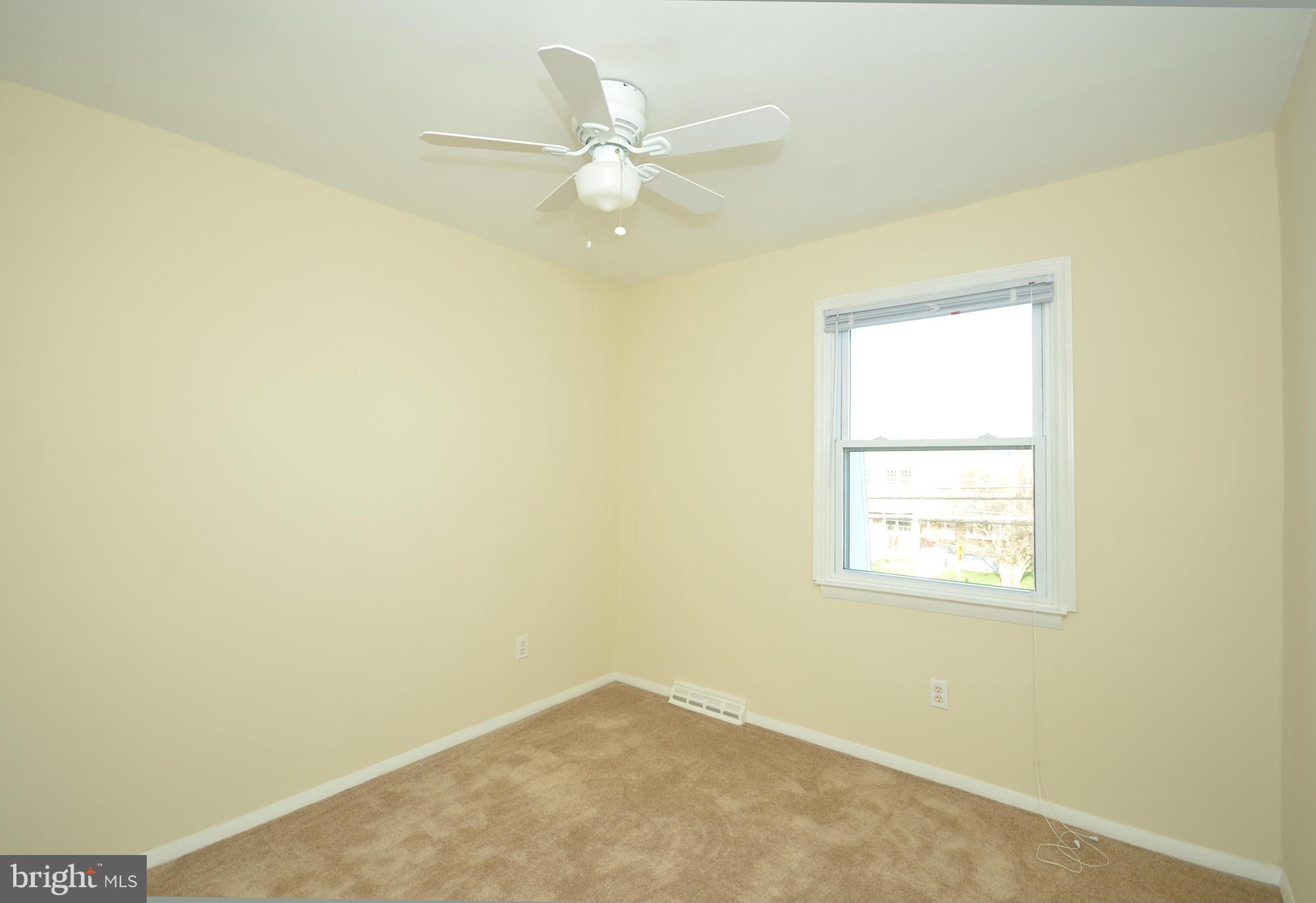 7923 Lynch Road Baltimore, MD 21222 - Photo 15 of 30 Bedroom
