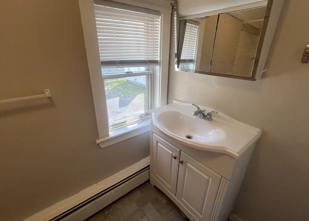 349 Main Street, Unit 3 Douglas, MA 01516 - Photo 5 of 5