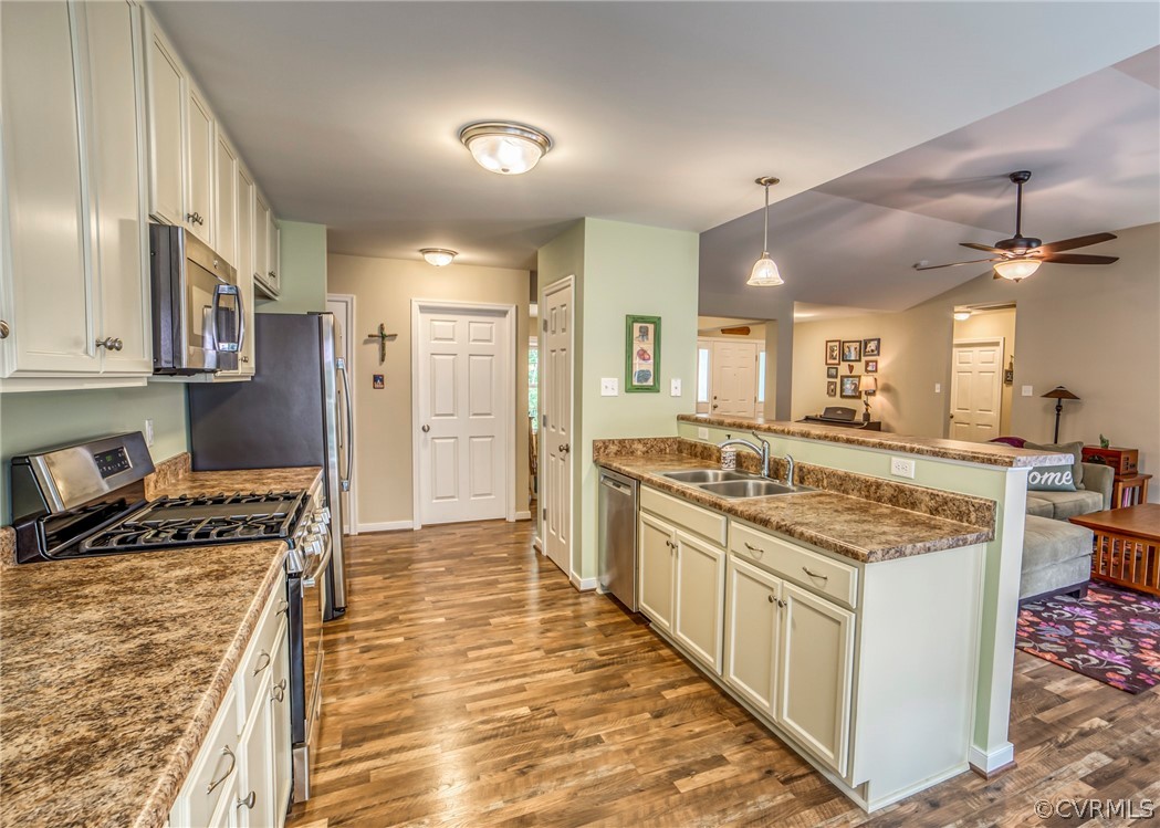 1930 Lower Mill Road Powhatan, VA 23139 - Photo 4 of 50 Gallery Image 4
