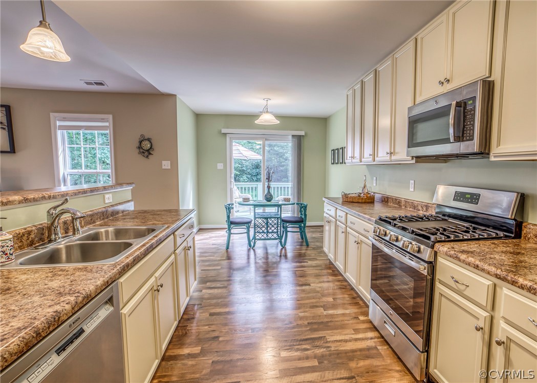 1930 Lower Mill Road Powhatan, VA 23139 - Photo 6 of 50 Gallery Image 6