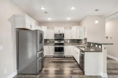 $420,000 | 518 Latham Court, Clarksville, TN 37043