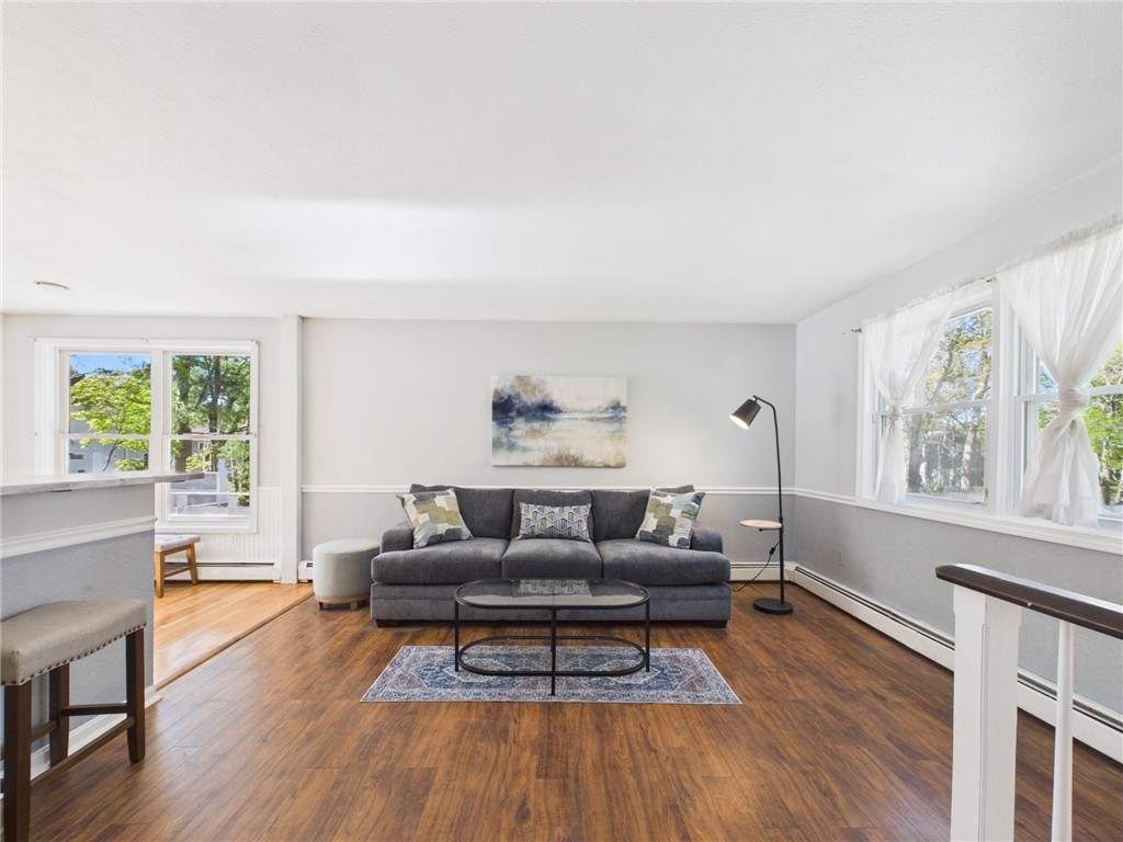 119 Hemlock Road South Kingstown, RI 02879 - Photo 4 of 46