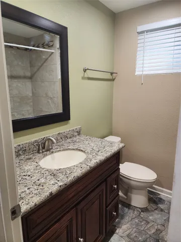 $1,700 | 10922 Sela Lane, Houston, TX 77072