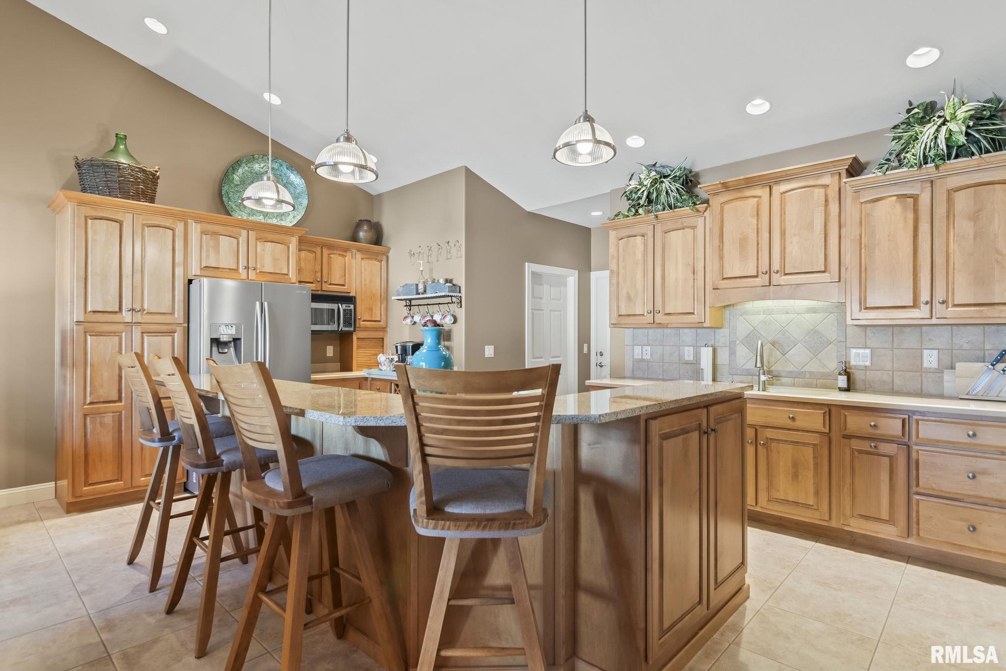 4304 Castle Pines Drive Springfield, IL 62711 - Photo 12 of 45