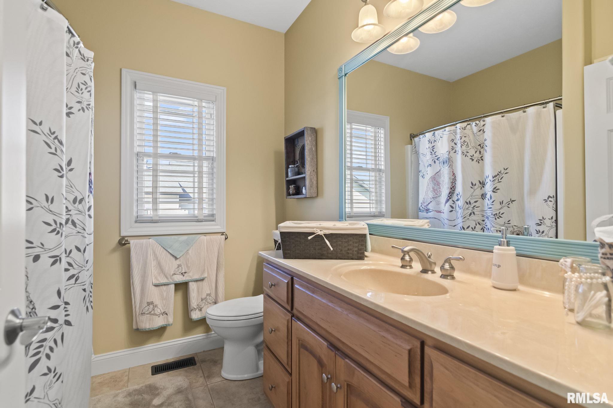 4304 Castle Pines Drive Springfield, IL 62711 - Photo 26 of 45