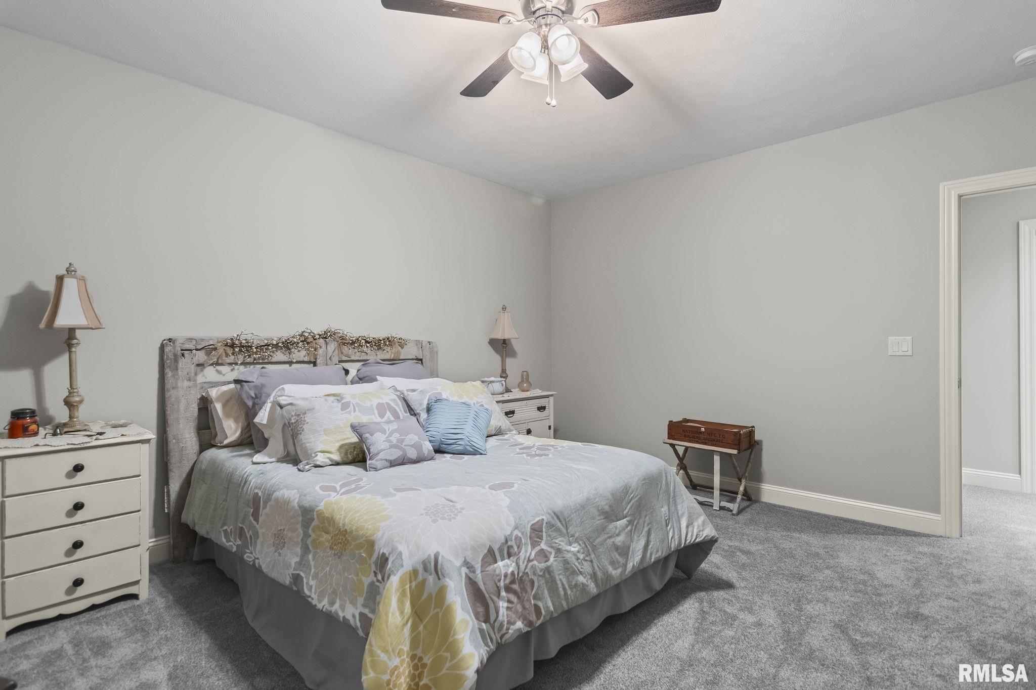 4304 Castle Pines Drive Springfield, IL 62711 - Photo 27 of 45