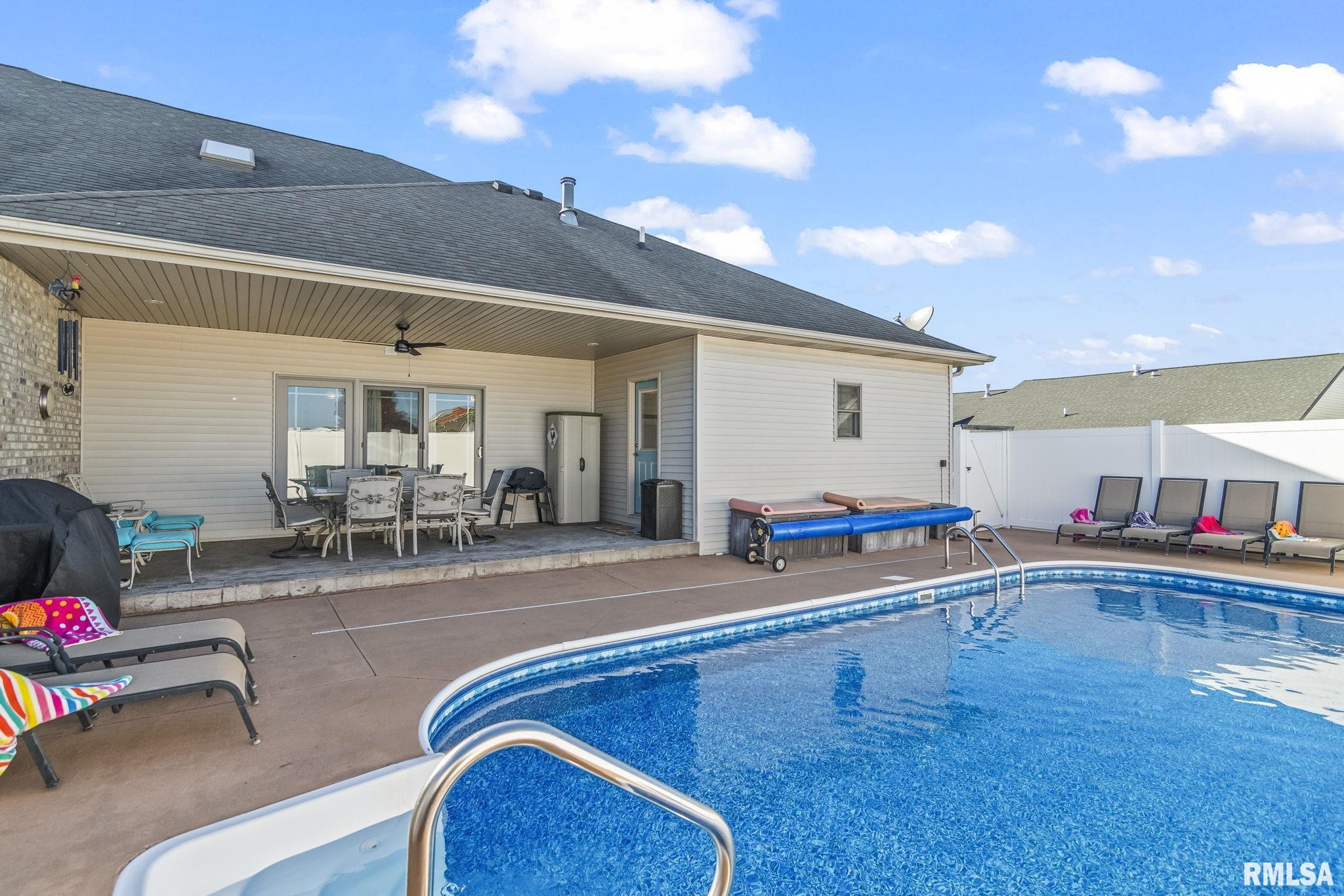 4304 Castle Pines Drive Springfield, IL 62711 - Photo 42 of 45