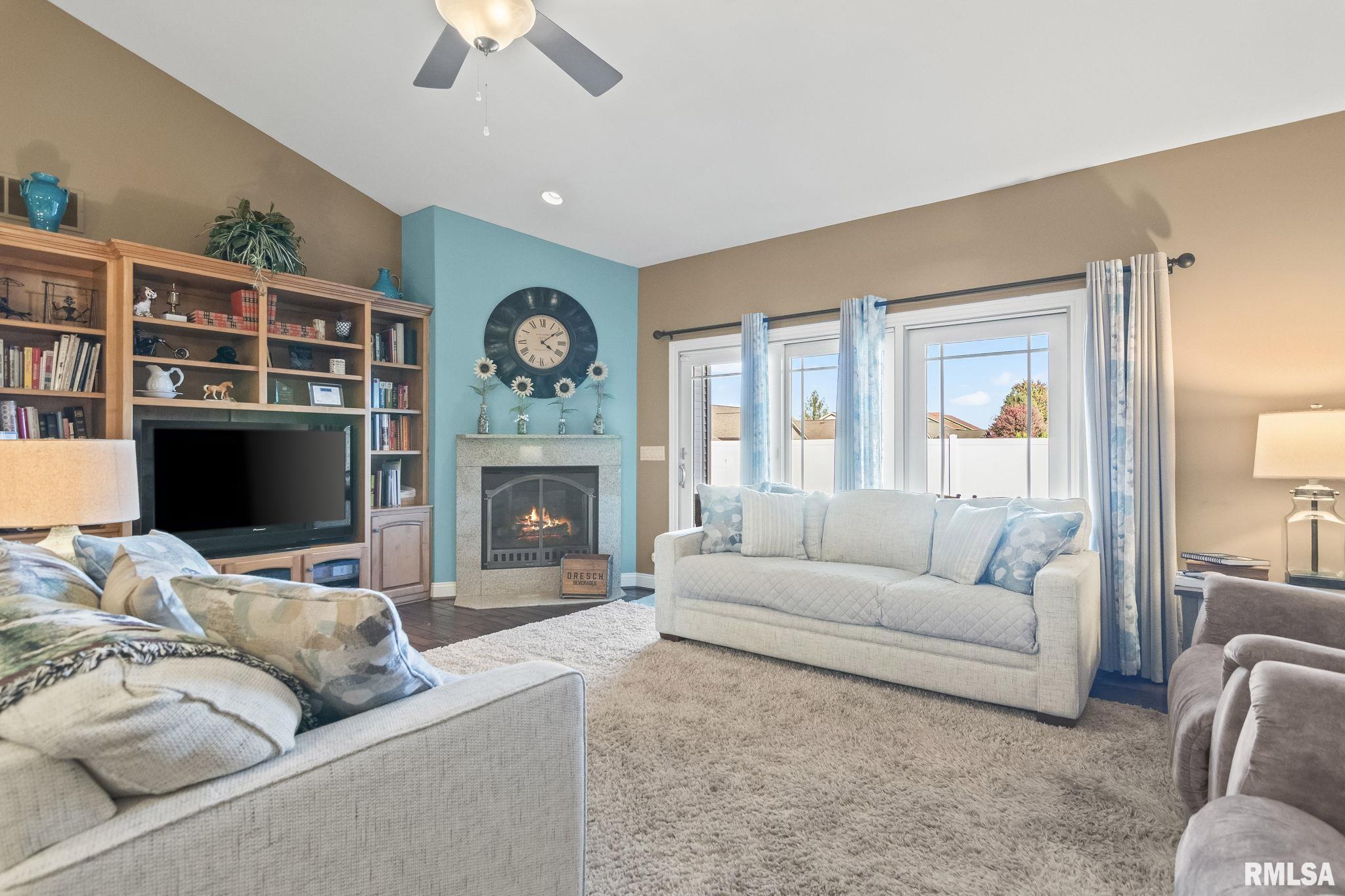 4304 Castle Pines Drive Springfield, IL 62711 - Photo 5 of 45