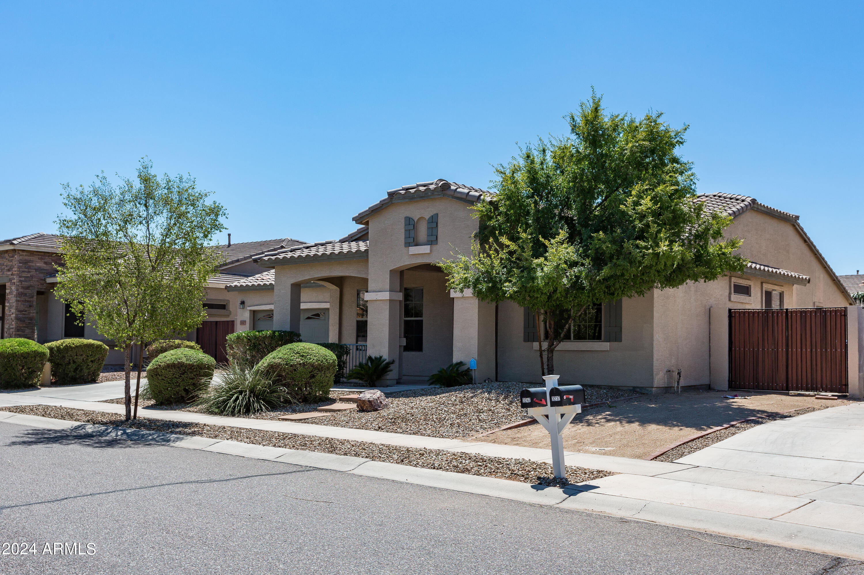 3247 East Hopkins Road Gilbert, AZ 85295 - Photo 3 of 46 Front Right
