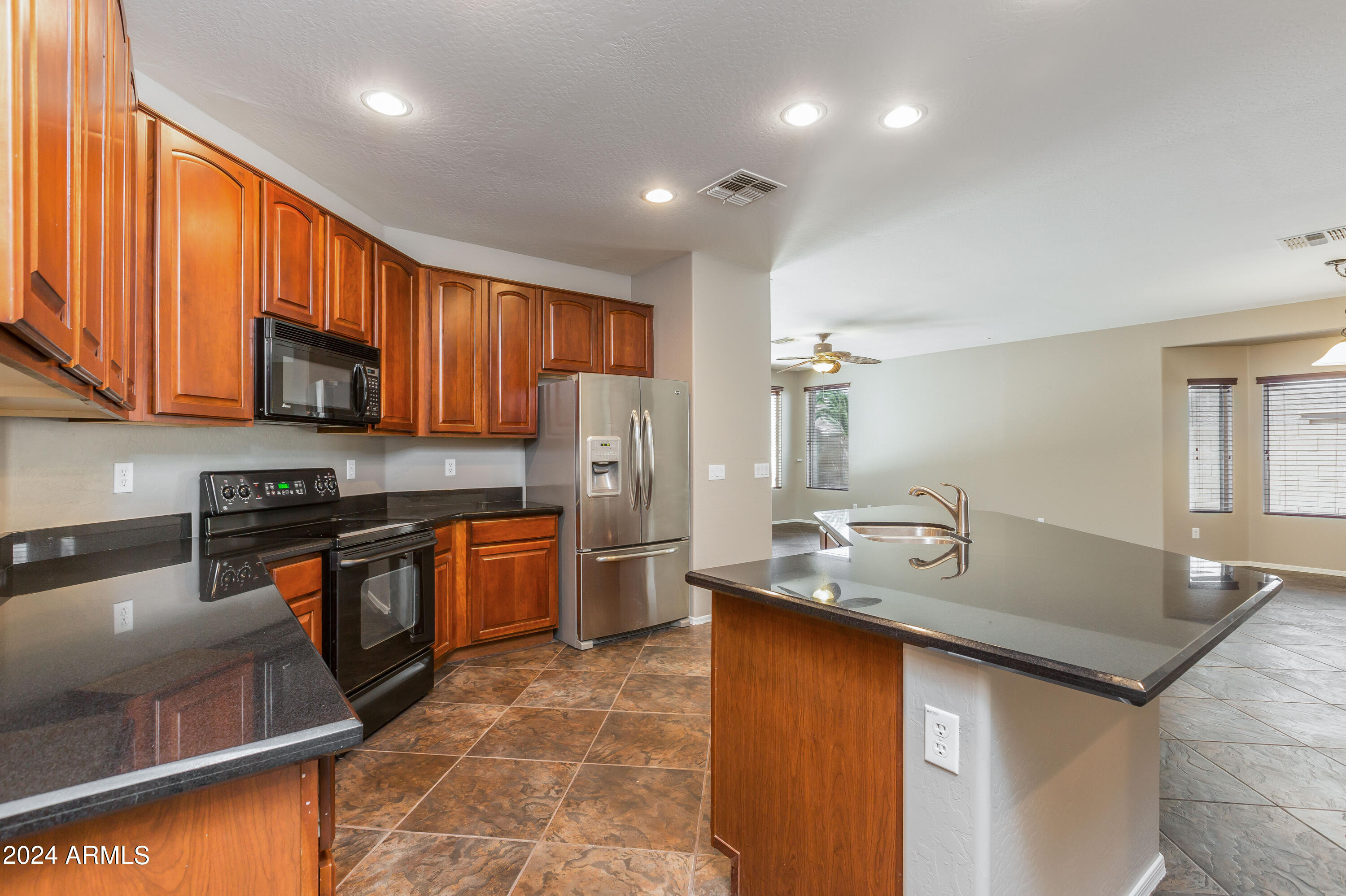 3247 East Hopkins Road Gilbert, AZ 85295 - Photo 10 of 46 kitchen3
