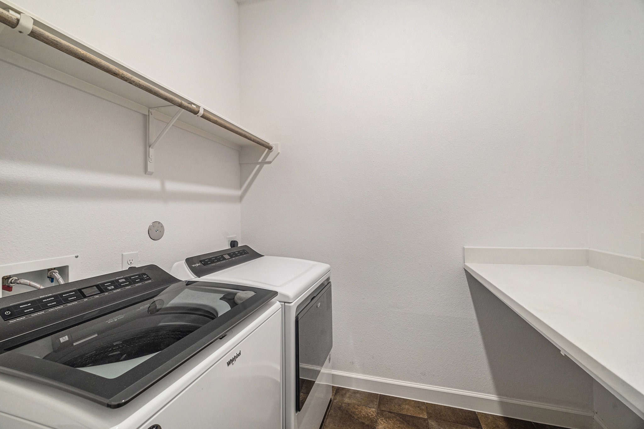 1126 Audrey Trail Tomball, TX 77375 - Photo 23 of 35 a close view of stove