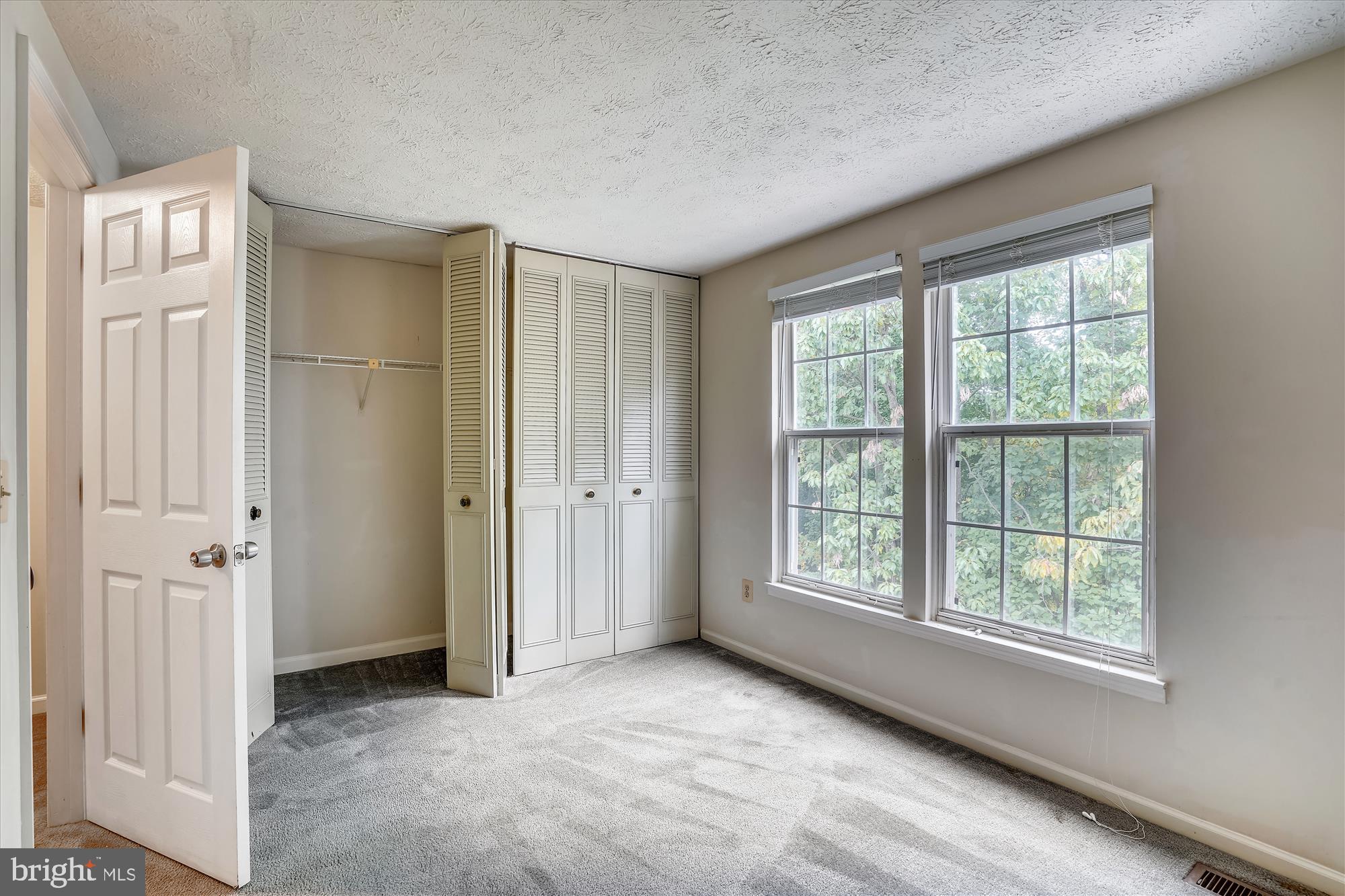 1939 Belmont Ridge Court Reston, VA 20191 - Photo 14 of 39 Bedroom 1