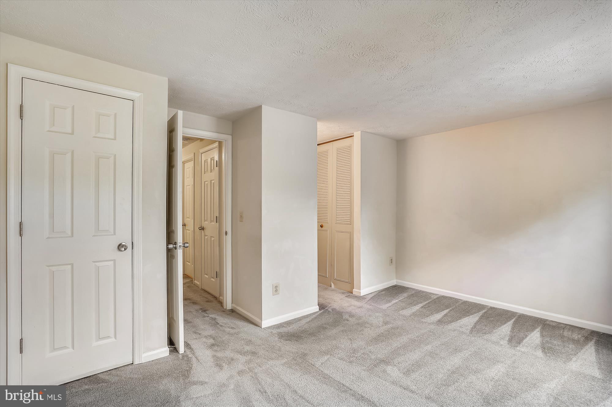 1939 Belmont Ridge Court Reston, VA 20191 - Photo 16 of 39 Bedroom 2