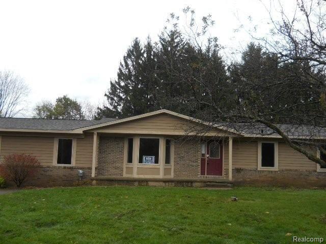 5815 Ludwig Road Oxford, MI 48371 - Photo 1 of 13 10-15 007